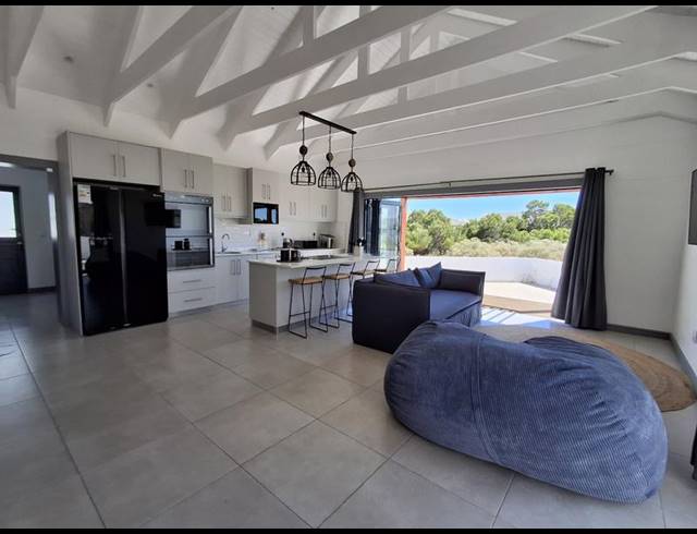 3 BEDROOM HOUSE FOR SALE IN SHELLEY POINT
